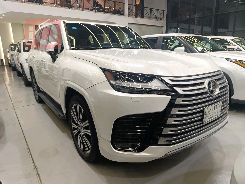 Lexus LX